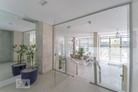 Apartamento para alugar com 70m², 2 quartos e sem vaga Apartamento para alugar com 70m², 2 quartos e sem vagaHall de Entrada