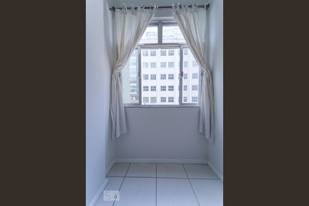 Sala - Janela de apartamento para alugar com 2 quartos, 70m² em Botafogo, Rio de Janeiro