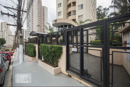 Apartamento para alugar com 55m², 2 quartos e 1 vagaFachada