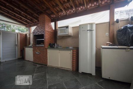 Apartamento para alugar com 55m², 2 quartos e 1 vagaÁrea comum