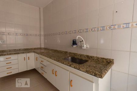 Apartamento à venda com 75m², 2 quartos e 1 vagaCozinha