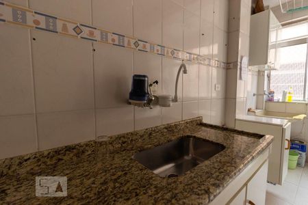 Apartamento à venda com 75m², 2 quartos e 1 vagaCozinha