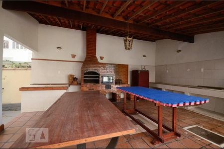 Apartamento à venda com 55m², 2 quartos e sem vaga Apartamento à venda com 55m², 2 quartos e sem vagaÁrea comum - Churrasqueira