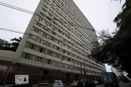 Apartamento à venda com 55m², 2 quartos e sem vaga Apartamento à venda com 55m², 2 quartos e sem vagaFachada