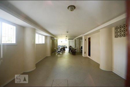 Apartamento à venda com 55m², 2 quartos e sem vaga Apartamento à venda com 55m², 2 quartos e sem vagaÁrea comum - Salão de festas