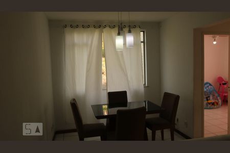 Sala de apartamento à venda com 2 quartos, 50m² em Engenhoca, Niterói