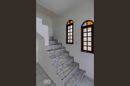 Acesso Quartos de casa para alugar com 4 quartos, 163m² em Jardim Cotinha, São Paulo