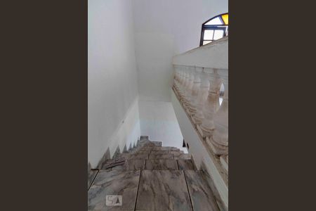 Acesso Quartos de casa para alugar com 4 quartos, 163m² em Jardim Cotinha, São Paulo