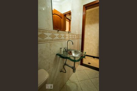 Lavabo de casa à venda com 3 quartos, 150m² em Aricanduva, São Paulo