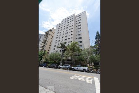 Apartamento para alugar com 50m², 1 quarto e 1 vaga Apartamento para alugar com 50m², 1 quarto e 1 vagaFachada