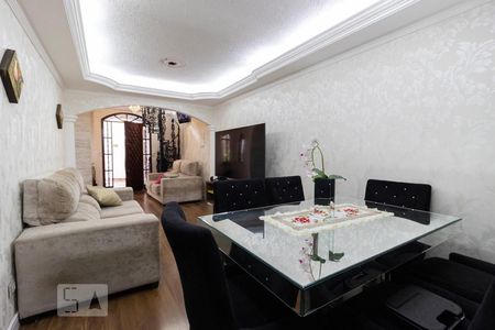 Sala de casa à venda com 3 quartos, 200m² em Conjunto Residencial Santa Terezinha, São Paulo