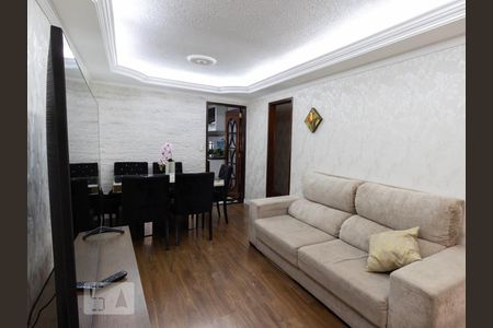 Sala de casa à venda com 3 quartos, 200m² em Conjunto Residencial Santa Terezinha, São Paulo