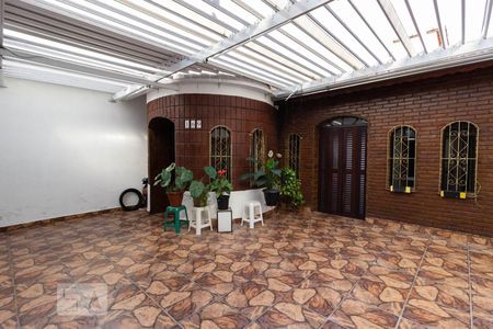 Casa à venda com 200m², 3 quartos e 2 vagas Casa à venda com 200m², 3 quartos e 2 vagasGaragem