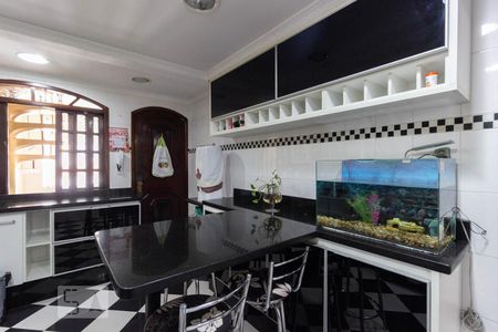 Casa à venda com 200m², 3 quartos e 2 vagas Casa à venda com 200m², 3 quartos e 2 vagasCozinha