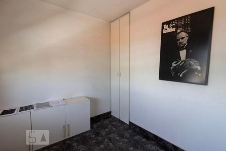 Casa à venda com 200m², 3 quartos e 2 vagas Casa à venda com 200m², 3 quartos e 2 vagasQuarto