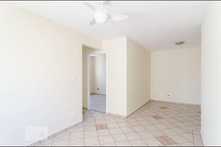 Sala de apartamento para alugar com 2 quartos, 63m² em Chácara Inglesa, São Paulo