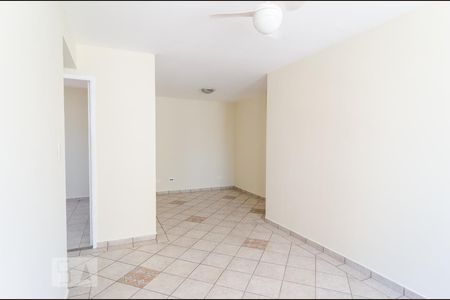 Sala de apartamento para alugar com 2 quartos, 63m² em Chácara Inglesa, São Paulo