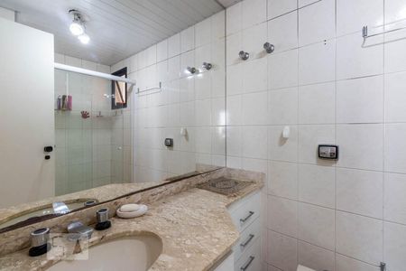 Apartamento para alugar com 96m², 3 quartos e 2 vagas Apartamento para alugar com 96m², 3 quartos e 2 vagasBanheiro 2