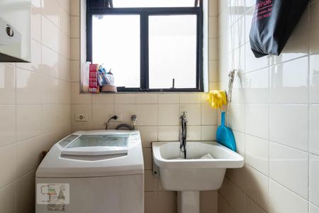 Apartamento para alugar com 96m², 3 quartos e 2 vagas Apartamento para alugar com 96m², 3 quartos e 2 vagasArea de Serviço