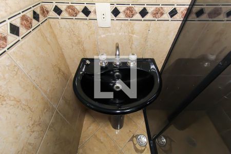 Apartamento à venda com 64m², 2 quartos e 2 vagasBanheiro da Suíte 2