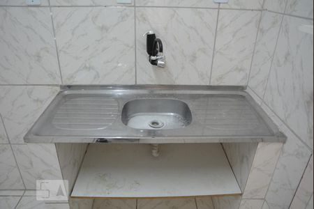 Casa de condomínio à venda com 160m², 4 quartos e 1 vagaCozinha - Torneira