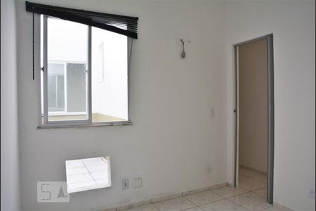 Casa de condomínio à venda com 160m², 4 quartos e 1 vagaQuarto 1