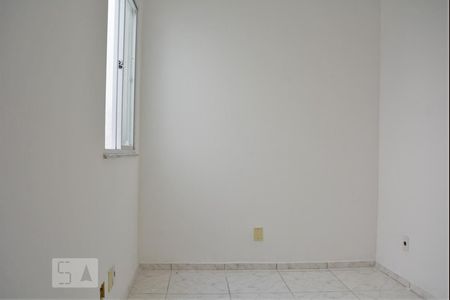 Casa de condomínio à venda com 160m², 4 quartos e 1 vagaQuarto 2