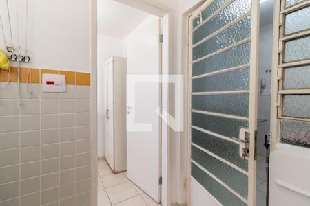 Apartamento à venda com 77m², 2 quartos e 1 vagaÁrea de Serviço