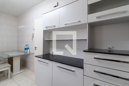Apartamento à venda com 77m², 2 quartos e 1 vagaCozinha