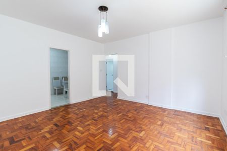 Apartamento à venda com 77m², 2 quartos e 1 vagaSala