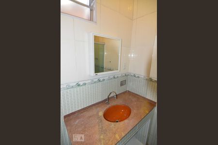 Casa à venda com 80m², 2 quartos e sem vagaBanheiro