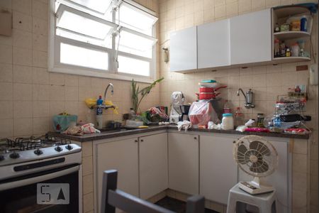 Apartamento à venda com 326m², 3 quartos e 2 vagasCozinha