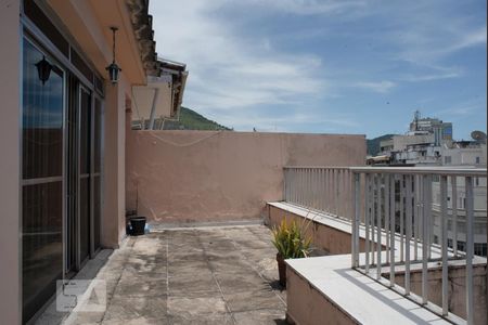 Apartamento à venda com 326m², 3 quartos e 2 vagasCobertura