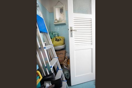 Apartamento à venda com 326m², 3 quartos e 2 vagasBanheiro de Serviço