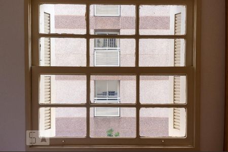 Apartamento à venda com 65m², 2 quartos e sem vagaQuarto 1 - Janela