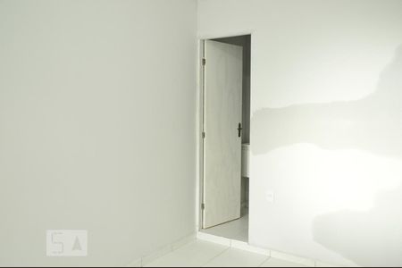 Quarto 1 Entrada Banheiro de casa à venda com 1 quarto, 25m² em Vila Tolstoi, São Paulo