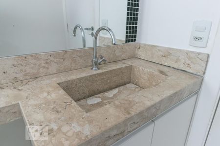 Apartamento para alugar com 63m², 2 quartos e 1 vaga Apartamento para alugar com 63m², 2 quartos e 1 vagaBanheiro