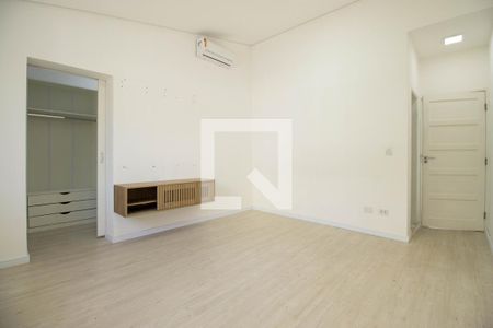 Suíte 1 de casa de condomínio para alugar com 2 quartos, 148m² em Vila Firmiano Pinto, São Paulo
