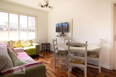 Sala de apartamento para alugar com 2 quartos, 74m² em Menino Deus, Porto Alegre