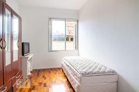 Dormitório de apartamento para alugar com 2 quartos, 74m² em Menino Deus, Porto Alegre