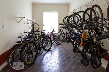 Apartamento à venda com 75m², 3 quartos e 1 vaga Apartamento à venda com 75m², 3 quartos e 1 vagaÁrea comum