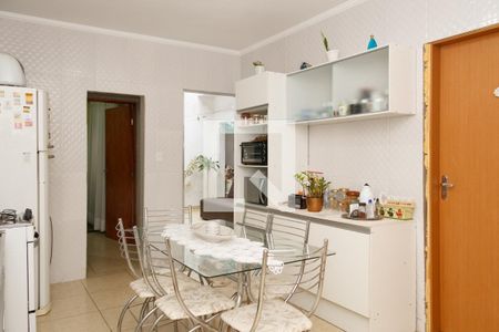 Casa à venda com 190m², 3 quartos e 4 vagasCozinha