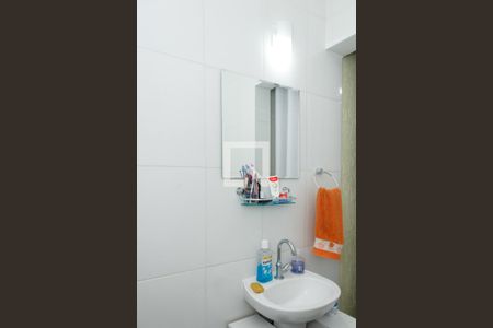 Casa à venda com 190m², 3 quartos e 4 vagasBanheiro 2