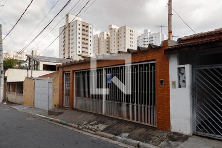Casa à venda com 190m², 3 quartos e 4 vagasFachada