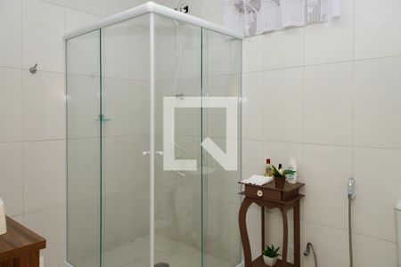 Casa à venda com 190m², 3 quartos e 4 vagasBanheiro 1