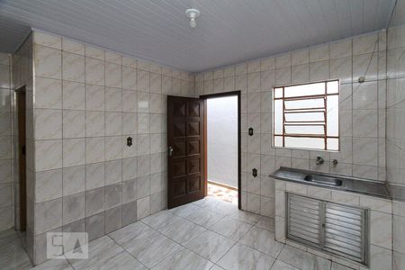 Cozinha de casa para alugar com 1 quarto, 52m² em Vila Carrao, São Paulo