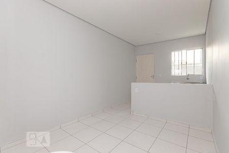 Quarto  de kitnet/studio para alugar com 1 quarto, 23m² em Vila Tolstoi, São Paulo