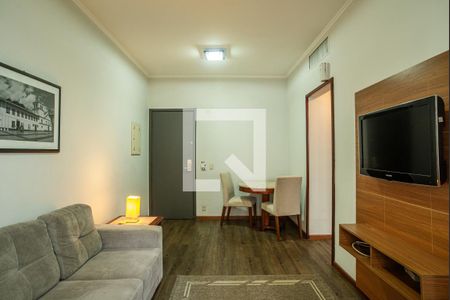 Sala de kitnet/studio para alugar com 1 quarto, 48m² em Consolação, São Paulo