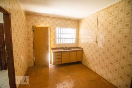 Casa à venda com 400m², 2 quartos e 3 vagasEdícula