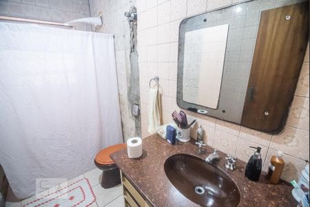 Casa à venda com 400m², 2 quartos e 3 vagasBanheiro